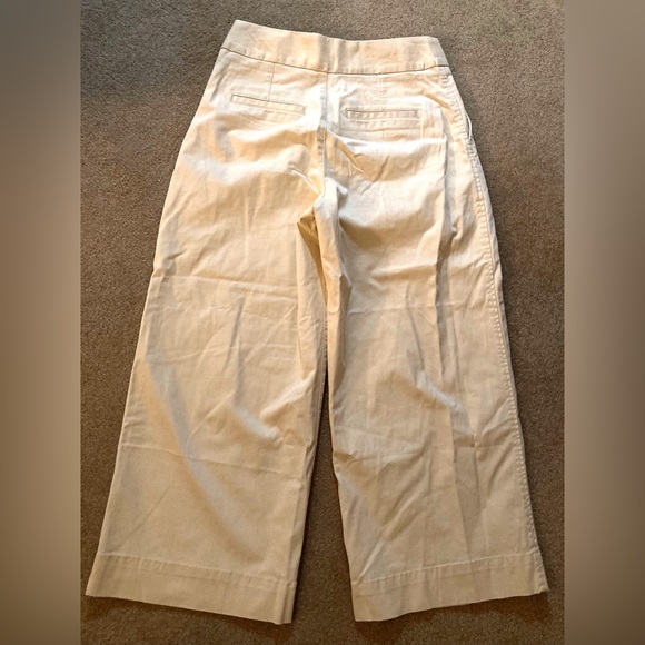 Gap Wide-leg Khakis size 4 - Picture 6 of 8